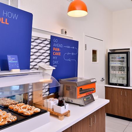 Holiday Inn Express Hotel & Suites Arcata/Eureka-Airport Area By Ihg McKinleyville Exteriör bild