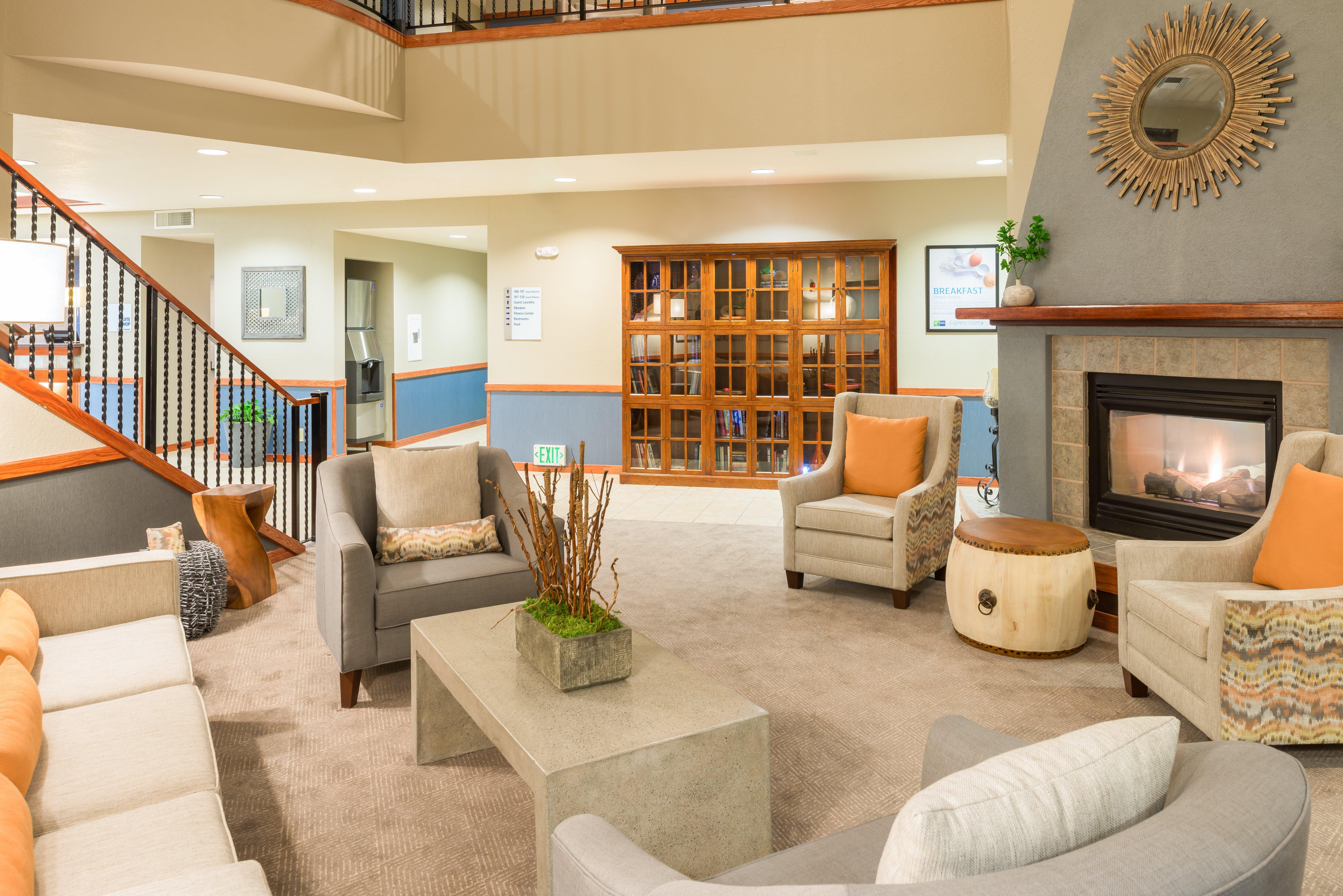 Holiday Inn Express Hotel & Suites Arcata/Eureka-Airport Area By Ihg McKinleyville Exteriör bild