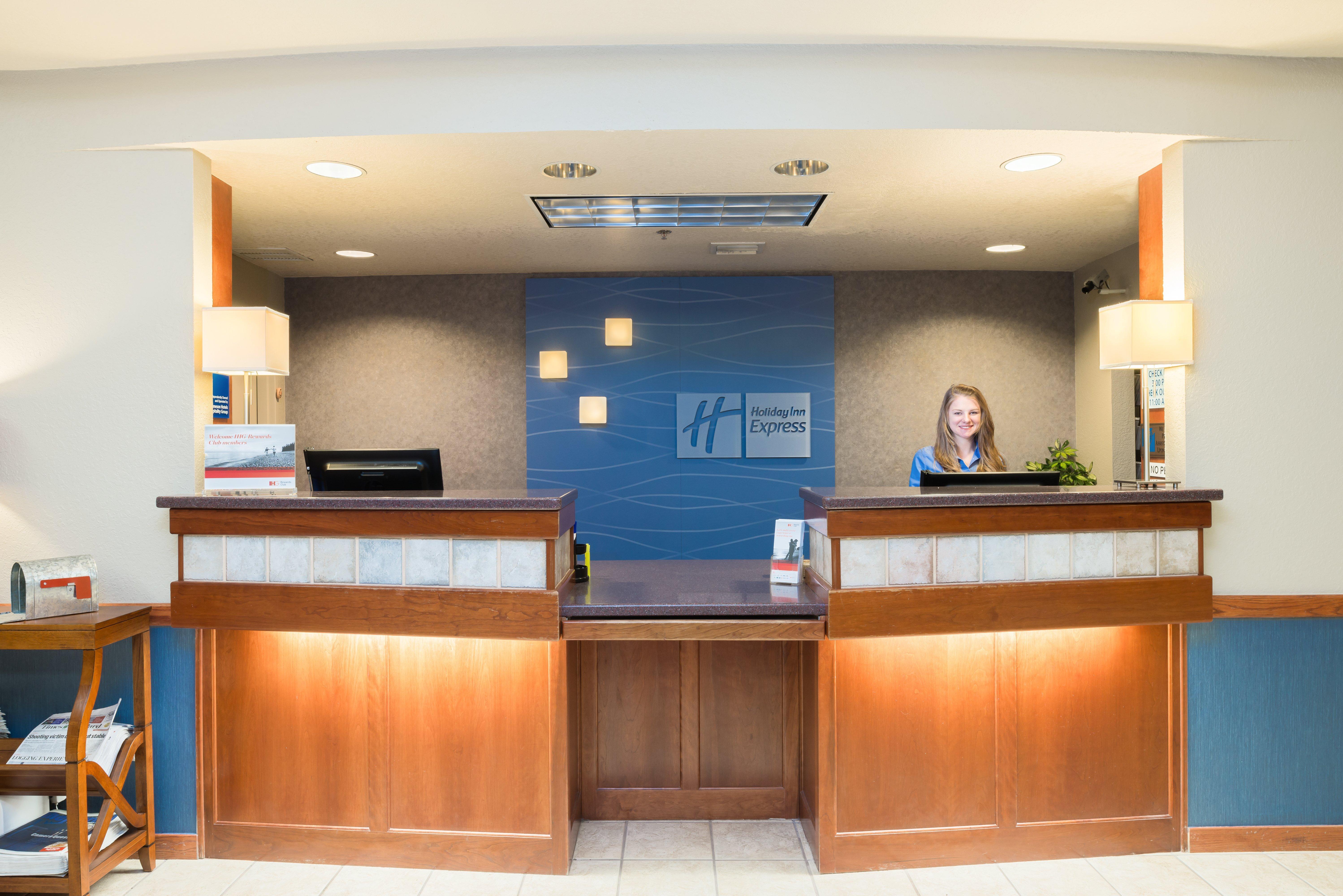 Holiday Inn Express Hotel & Suites Arcata/Eureka-Airport Area By Ihg McKinleyville Exteriör bild