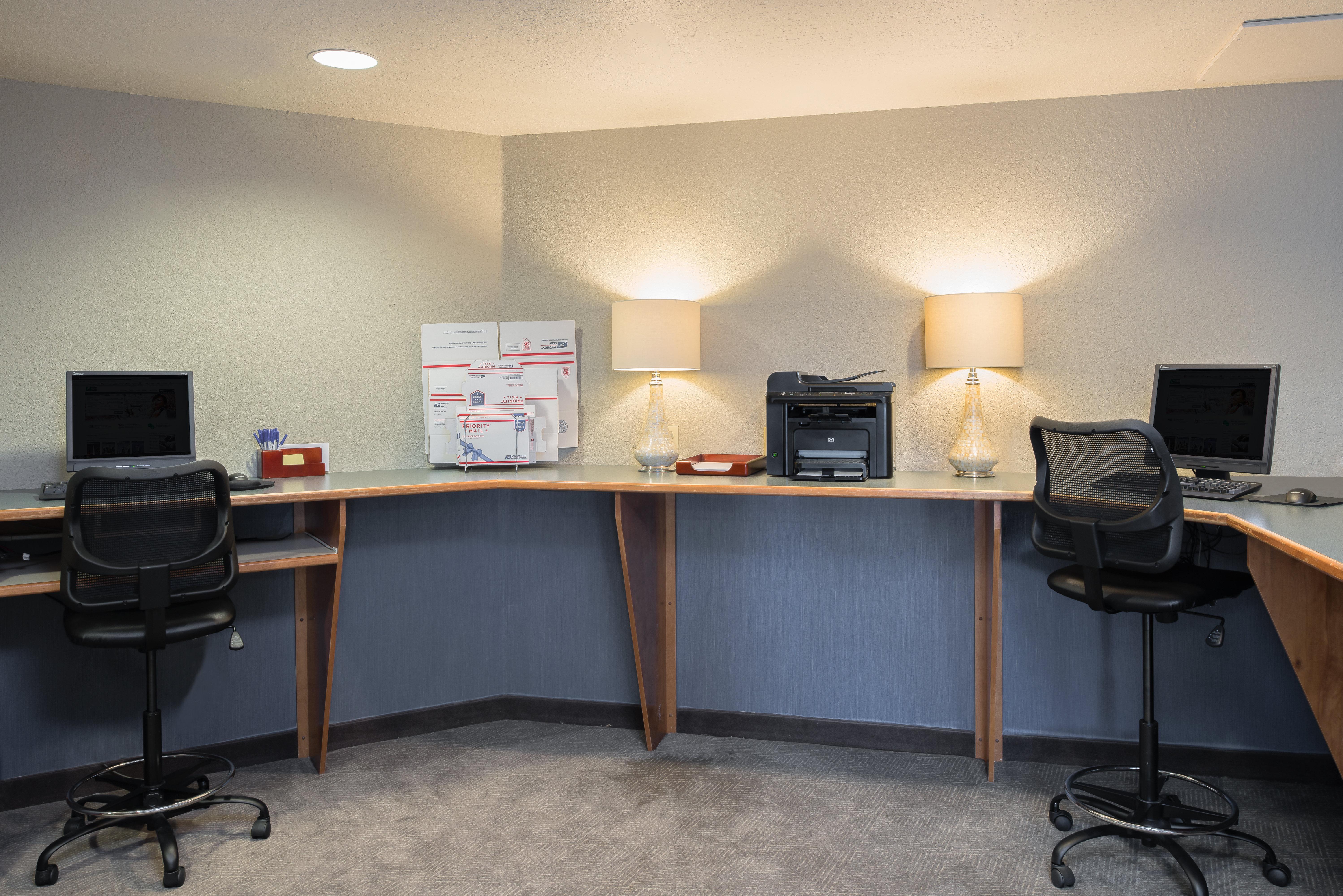 Holiday Inn Express Hotel & Suites Arcata/Eureka-Airport Area By Ihg McKinleyville Exteriör bild