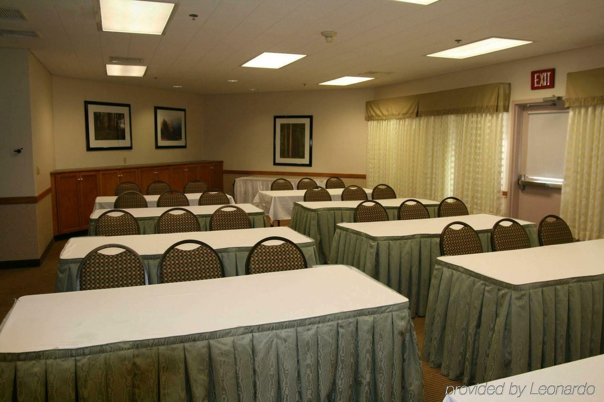 Holiday Inn Express Hotel & Suites Arcata/Eureka-Airport Area By Ihg McKinleyville Bekvämligheter bild